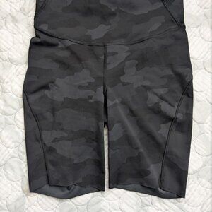 Lululemon Base Pace High Rise Short 8' Women’s Camo Deep Coal Sz 6 Black Stretch
